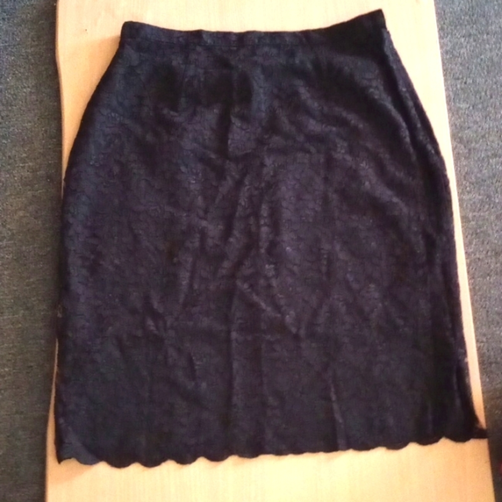 Black skirt